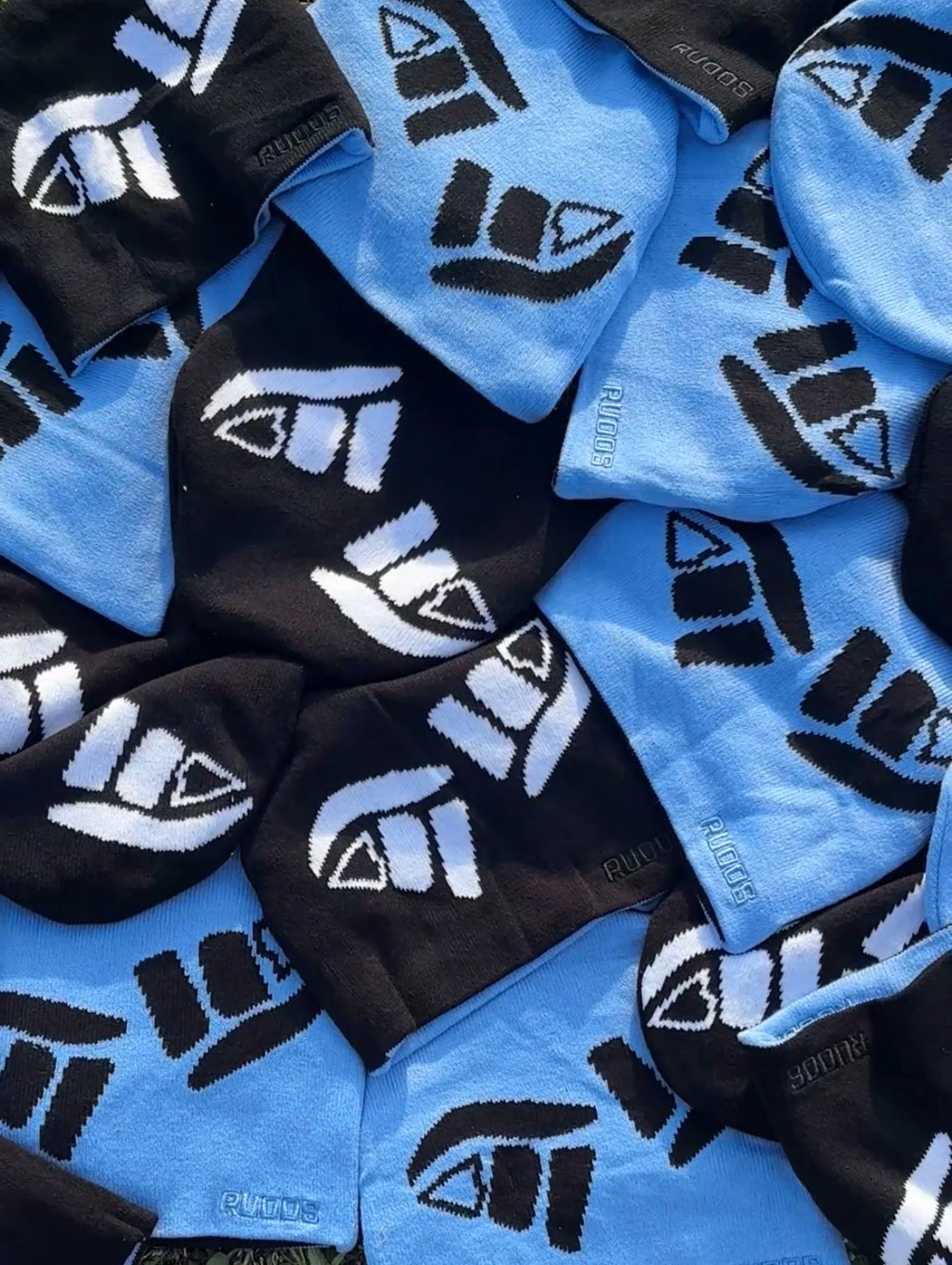 005 CONDITIONS - REVERSIBLE BEANIE
